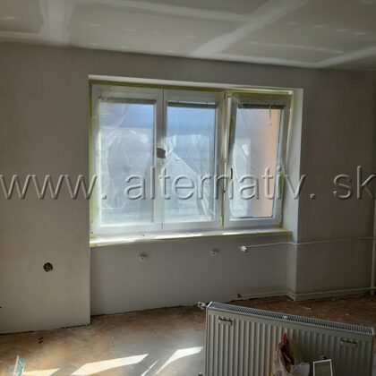 hladené omietky, byt Handlová