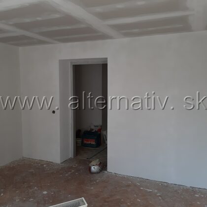 Kompletné stavebné práce, byt, Handlová