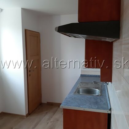 obkladanie stien Prievidza