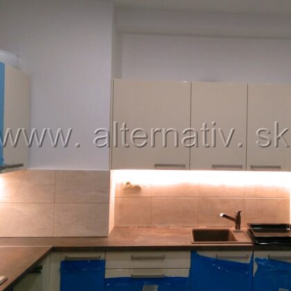 lepenie obkladu, Bojnice