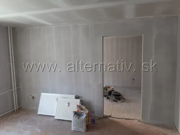 prípravá na novú omietku, v byte, Handlová