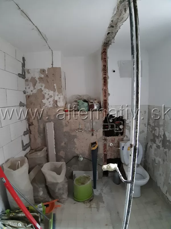 prerobenie bytového jadra, Handlová